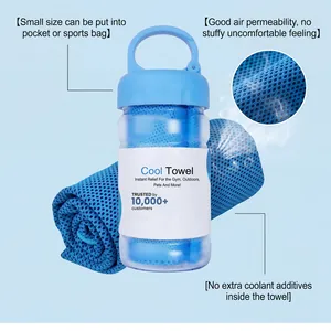 Atmungsaktives himmelblaues Kühltuch in tragbarer Flasche mit Details zu Netzgewebe und Größe