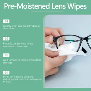 Démonstration détaillée d'une lingette pré-humidifiée nettoyant une paire de lunettes noires