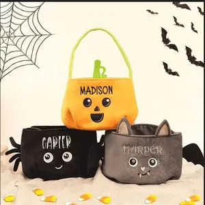 Simpatici sacchetti per caramelle di Halloween in peluche con zucca, ragno e pipistrello