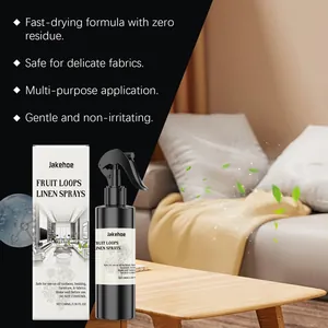 Spray para lino Jakehoe 100ml fragancia frutal con empaque vista detalle de cuarto