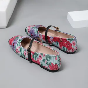 French style floral print Mary Jane ballet flats with soft soles and pleated texture