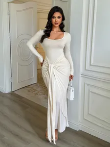 Robe longue moulante ivoire à manches longues avec détail de nœud drapé sur le devant