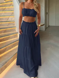 Ensemble élégant caraco à volants et jupe longue bleu marine pour style vacances