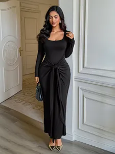 Robe longue moulante élégante noire à manches longues avec détail de nœud pour femme