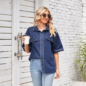 Camicia di jeans blu scuro a maniche corte di alta qualità con tasche sul petto