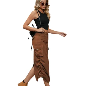 Jupe mi-longue cargo en jean marron pour femme avec cordon de serrage et poches
