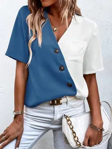 Lässige Kurzarmbluse mit V-Ausschnitt, blau-weißem Colorblock-Design und Knopfverzierung