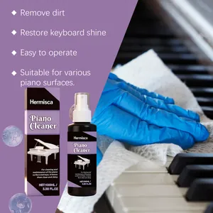 Detalle que muestra el limpiador de piano de 100ml y su uso en el teclado para limpieza