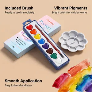 Detailed view of DOWMOO heart-shaped watercolor set with 8 vibrant colors and brush