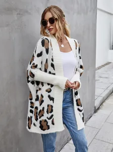 Cardigan da donna oversize con stampa leopardata in morbida maglia calda