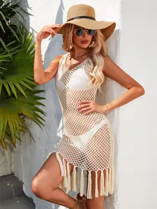 Copricostume da spiaggia all'uncinetto beige bohémien con frange lunghe per le vacanze
