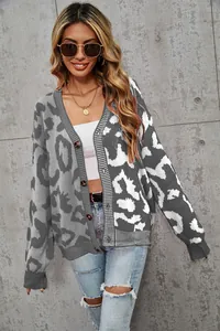 Stylischer Oversized-Strickcardigan mit Leopardenmuster, V-Ausschnitt und Knöpfen