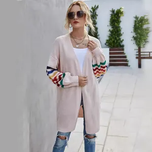 Gilet en maille ample pour femmes avec de jolies manches à rayures arc-en-ciel