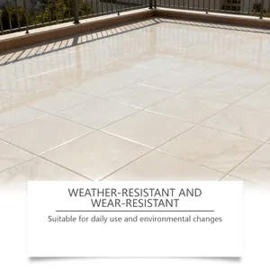 Suelo de baldosas brillante y duradero tras reparación impermeable y resistente