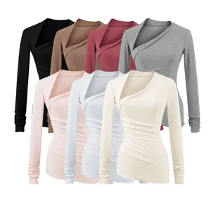 T-shirts à manches longues ajustés à col incliné asymétrique en sept coloris variés