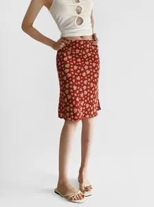 Jupe mi-longue à fleurs de style coréen rétro avec coupe ajustée élégante pour l'été