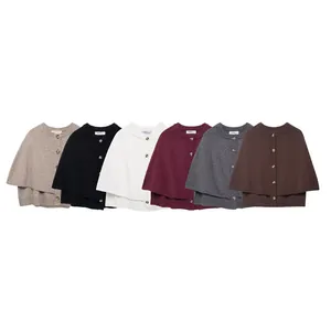 Vielseitige Rundhals-Strickcapes in sechs modischen Farben für die Herbstsaison Mode