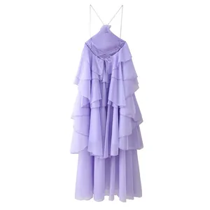 Robe lavande à volants étagés avec bretelles spaghetti croisées dans le dos pour l'été