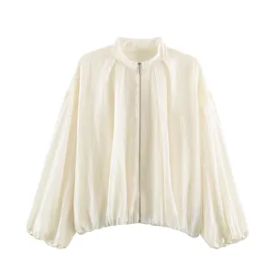 Summer lightweight off-white striped jacket with elegant puff sleeves and front zipper closure