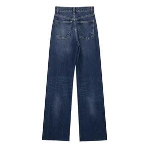Rückansicht einer hochwertigen dunkelblauen High-Waist-Jeans mit geradem Bein für Damen