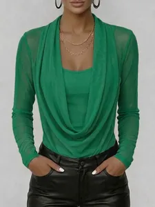Elegante groene top met watervalhals, mesh mouwen en een slanke pasvorm voor een chique look