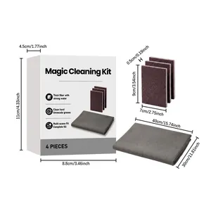 Dimensiones detalladas de kit de limpieza de 4 piezas con estropajos y paño.