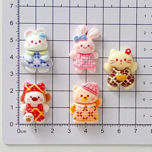 Bunte Cartoon-Tierfiguren aus Harz mit Karomuster für DIY-Bastelarbeiten und Zubehör