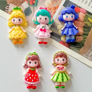 Vista dettagliata di statuine in resina di ragazze frutta per creazioni fai da te a mano