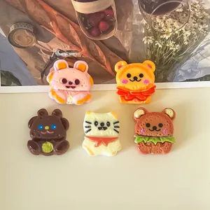 Nahaufnahme von 5 süßen Cartoon-Bären und Katzen Simulation Keks Harz Zubehör für DIY