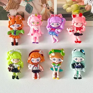 Collezione di ciondoli in resina con ragazze cartone animato per fai-da-te e calamite.