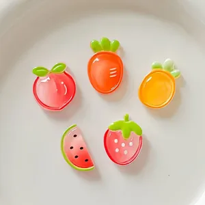 Set de 5 lindos dijes de resina de frutas translúcidas para joyería y manualidades DIY
