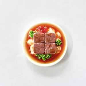 Realistischer 3D-Kühlschrankmagnet mit Miniatur-Design eines Tofu-Gerichts