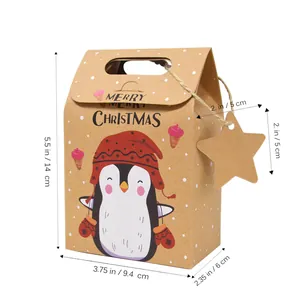 Detailansicht der Weihnachtsgeschenktüte aus Kraftpapier mit Pinguin-Design und Maßen.
