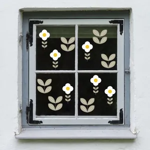 Vista detallada de pegatinas de flores para ventanas con diseño nórdico minimalista