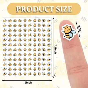 Dimensiones detalladas de 120 pegatinas de abeja de dibujos animados para manualidades.