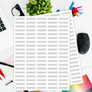 Vue détaillée des autocollants d'évaluation à cinq étoiles pour les critiques
