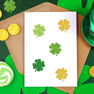 Pegatinas de trébol brillantes para tarjetas y decoraciones del Día de San Patricio