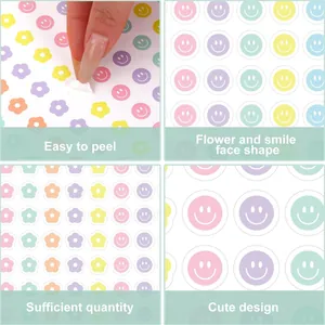 Vista detallada de pegatinas de flores y caritas pastel fáciles de despegar y pegar