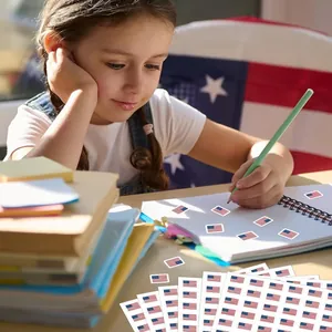 Pequeñas pegatinas de la bandera americana para proyectos escolares y scrapbooking