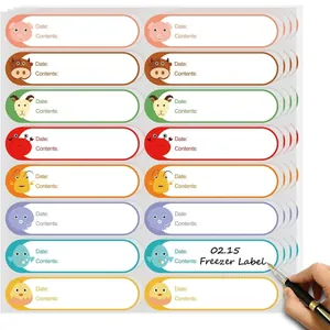 Detail zeigt Handbeschriftung auf bunten Tier-Gefrieretiketten für Lebensmittel