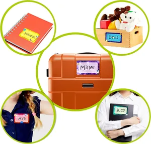 Etiquetas de nombre personalizadas con tema del espacio en maleta, cuaderno y ropa