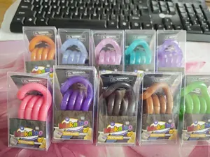 Assortiment de jouets sensoriels Makaloo torsadés aux couleurs métallisées vives