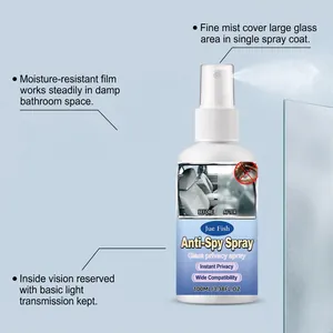 Detailansicht von Jue Fish Anti-Spy Spray mit Sprühnebel auf Glasoberfläche