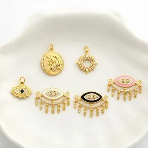 Set de dijes de ojo turco y unicornio chapados en oro 18K para creación de joyería DIY
