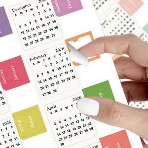 Vista macro que muestra la aplicación de pestañas de índice de calendario mensual 2027-2028