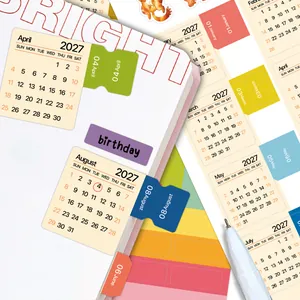 Primer plano de pegatinas de calendario mensual 2027 con pestañas de colores