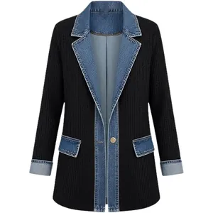 Chaqueta tipo blazer negra para mujer con solapas y puños de mezclilla en contraste