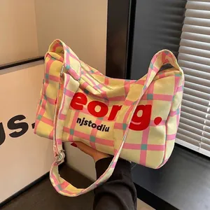 Bolso Bandolera de Lona para Mujer Gran Capacidad Estampado de Cuadros y Letras Correa Ancha Bolso de Hombro Versátil Casual Forma de Almohada