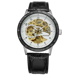 Reloj mecánico automático esqueleto con correa de cuero negro y movimiento dorado.