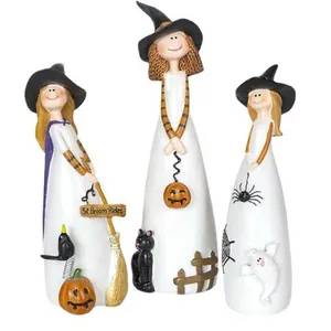 Set aus 3 süßen Halloween-Hexenfiguren mit Kürbis- und schwarzen Katzen-Dekos